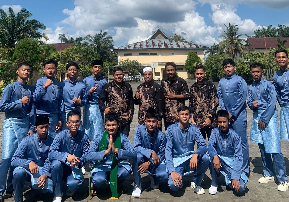 Kalah Menang Tetap Bersama